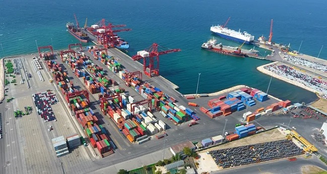 THE AMOUNT OF CARGO OF TURKISH PORTS DECREASED WİTH THE WAR.